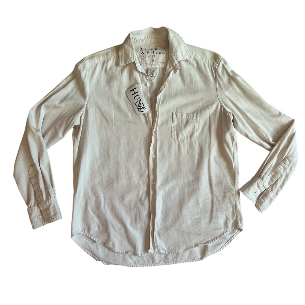 NWT Eileen Relaxed Button up - Picture 3 of 9